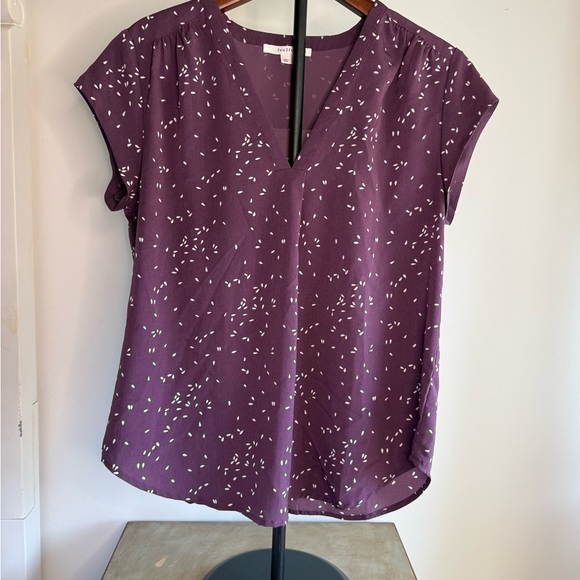 fun 2 fun Tops - Fun 2 Fun Purple V-Neck Women's Top